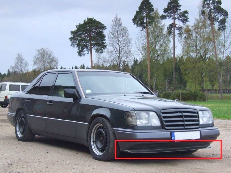 Передний бампер на Mercedes E W124