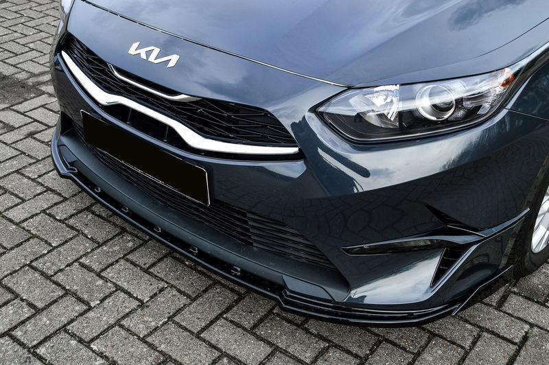 Front Bumper spoiler / skirt / valance with Wing For Kia Ceed CD 2021 ...