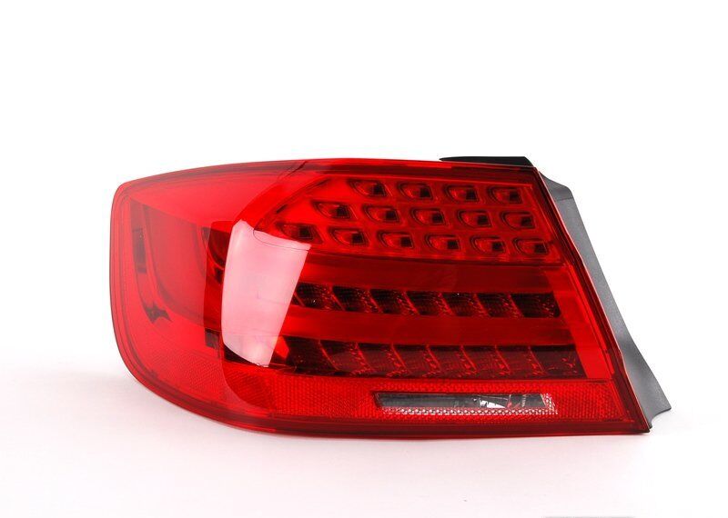 NEW GENUINE BMW E92 LCI 3 SERIES REAR LED N/S LEFT OUTER TAIL LIGHT