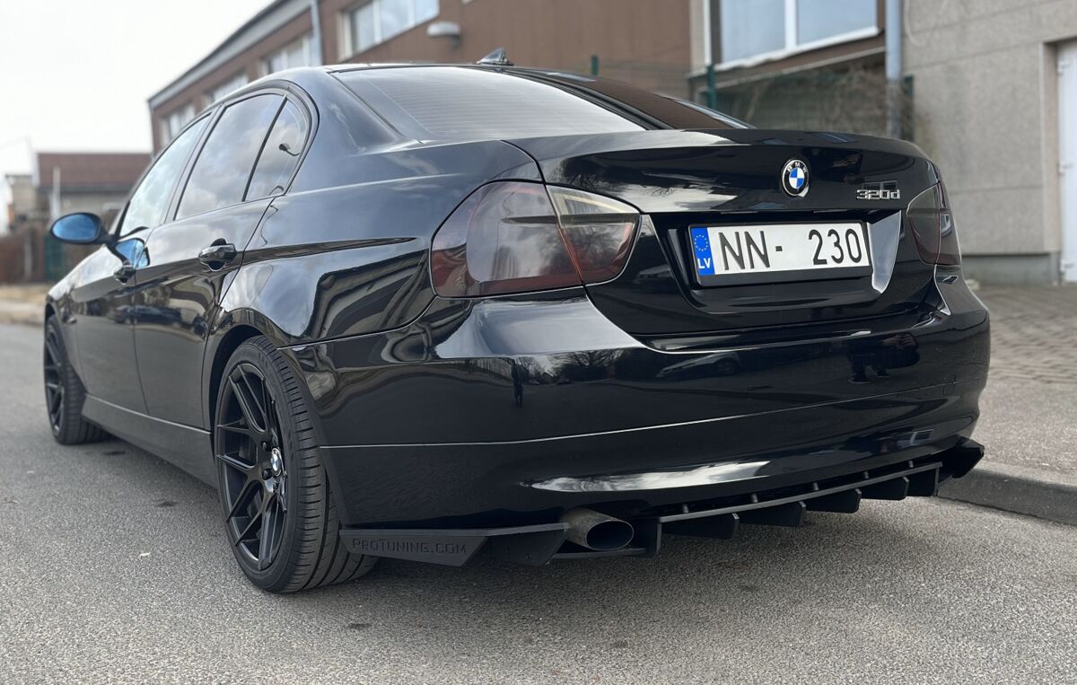 Performance Rear Bumper diffuser addon with ribs / fins For BMW E90 SE