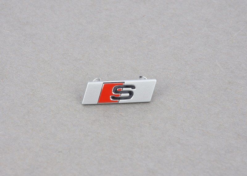 NEW GENUINE AUDI A3 8V S BADGE MULTIFUNCTION STEERING WHEEL EMBLEM