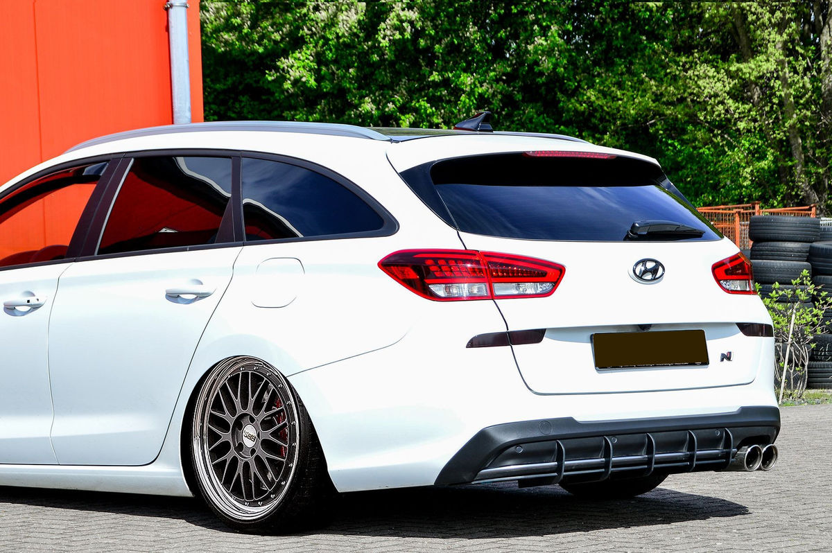 Performance Rear Bumper diffuser addon with ribs / fins For Hyundai I30 ...