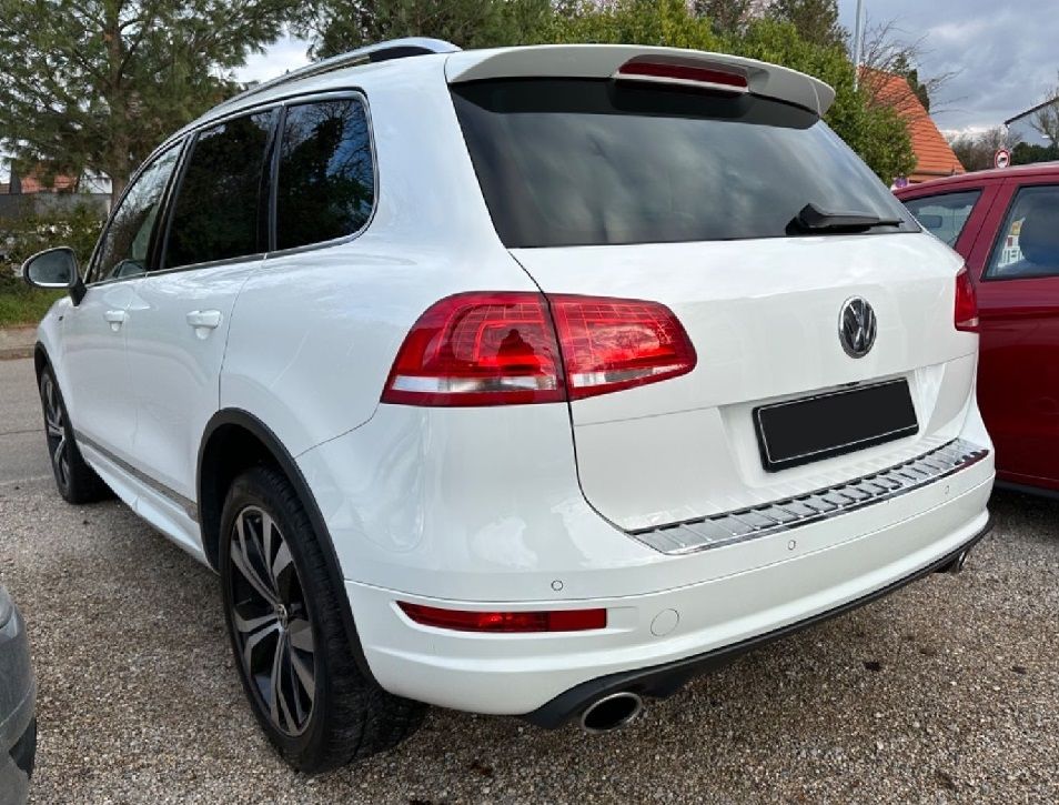 R style Rear Door Roof Spoiler for VW Touareg 7P 2010-2018 in