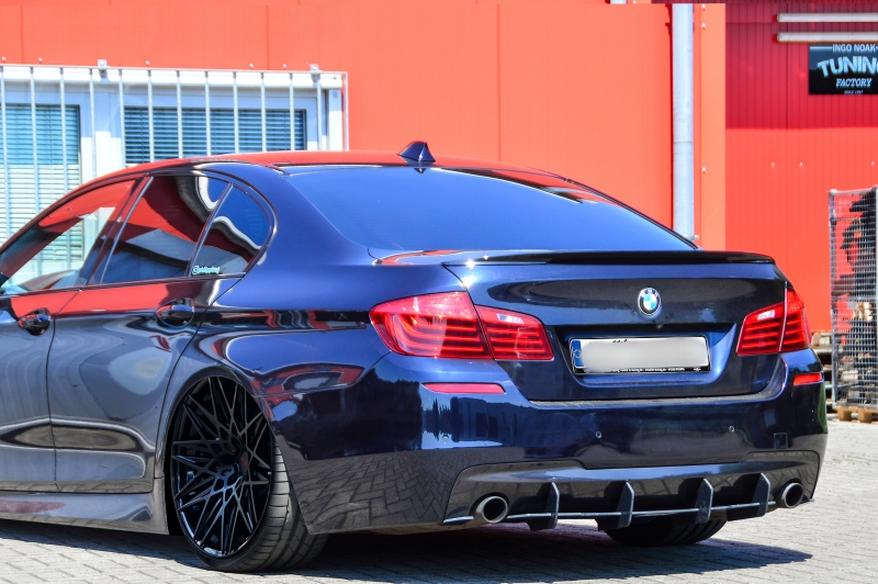 Performance Rear Bumper diffuser addon with ribs / fins For BMW 5 ...