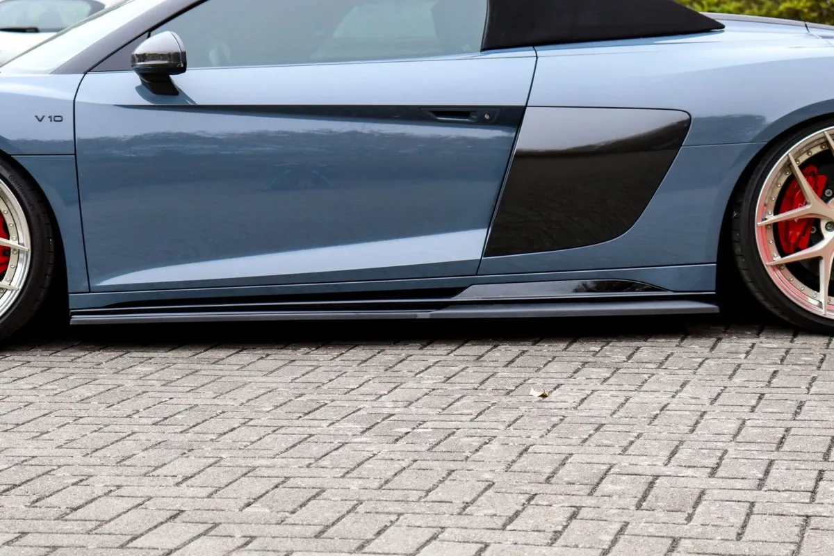 BLACK GLOSS Side skirts addons / Blades / diffusers / sill covers wit ...